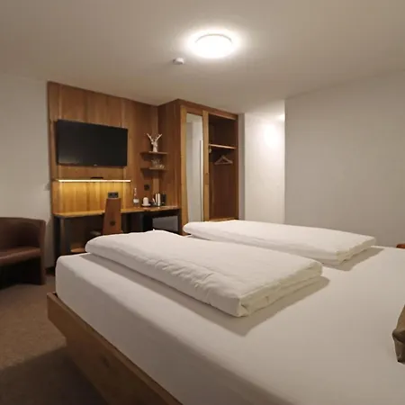 酒店 Kreuz Hoehengasthof