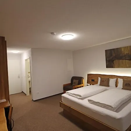 Kreuz Hoehengasthof Hotell Breitnau