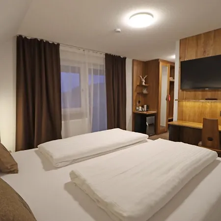 Kreuz Hoehengasthof Hotell