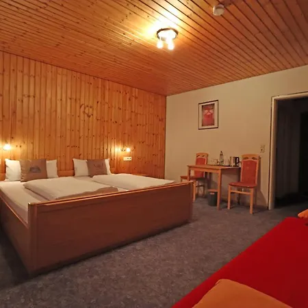 Kreuz Hoehengasthof Hotell