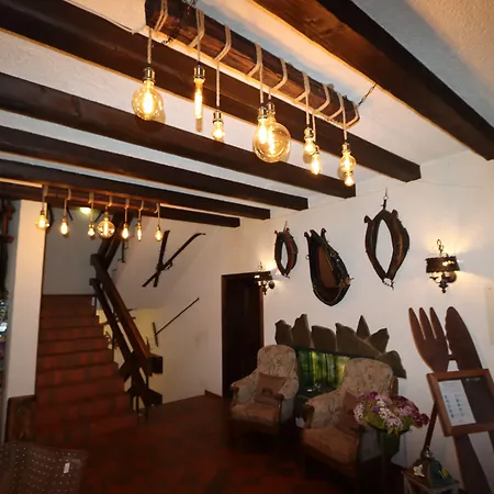 Kreuz Hoehengasthof فندق *