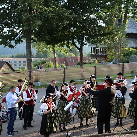Kreuz Hoehengasthof * بريتناو
