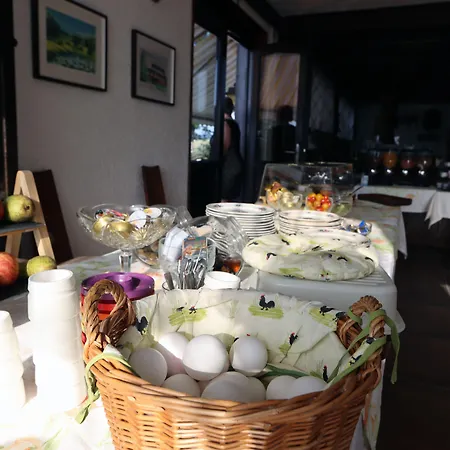 Kreuz Hoehengasthof فندق