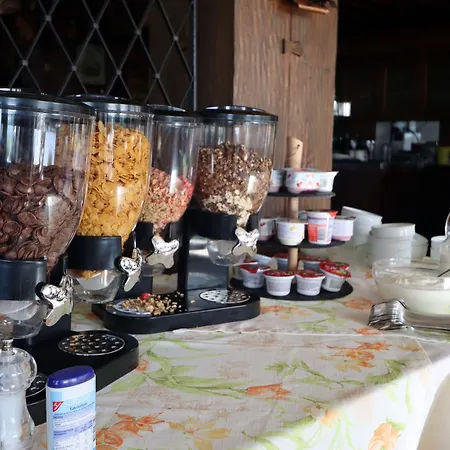 Kreuz Hoehengasthof *