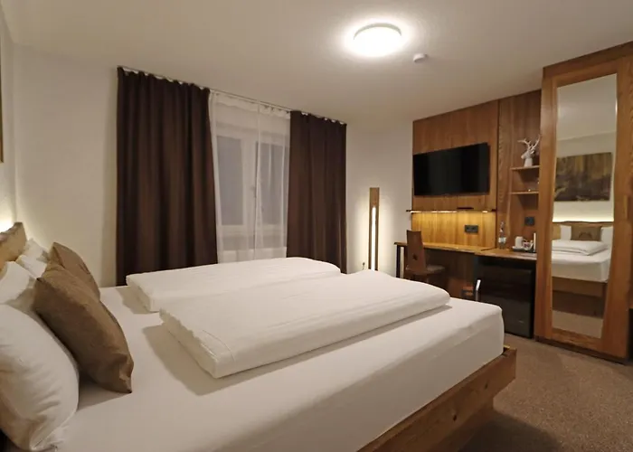 ホテル Kreuz Hoehengasthof