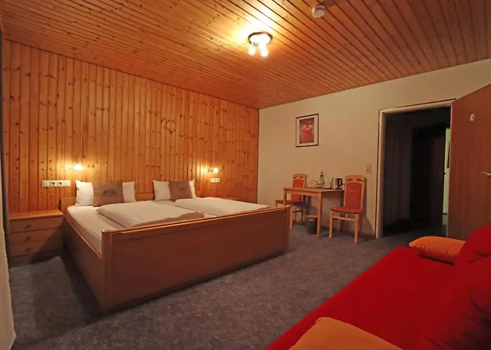 Kreuz Hoehengasthof ホテル