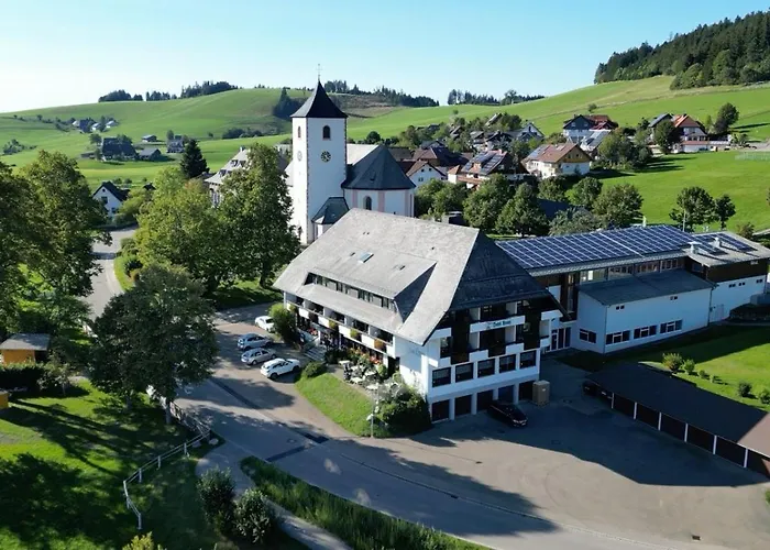 Kreuz Hoehengasthof * ブライトナウ