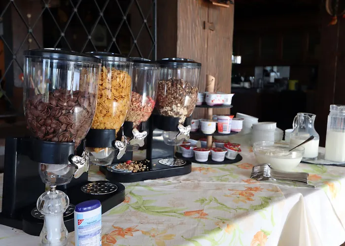 Kreuz Hoehengasthof *